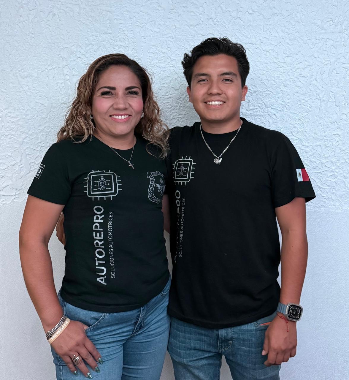 Armando Sanchez y Edith Rivera - AUTOREPRO